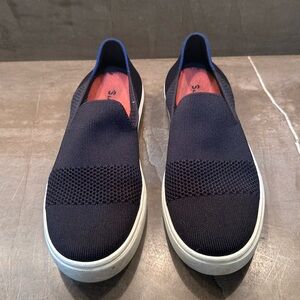 Rothy’s slip ons sneakers